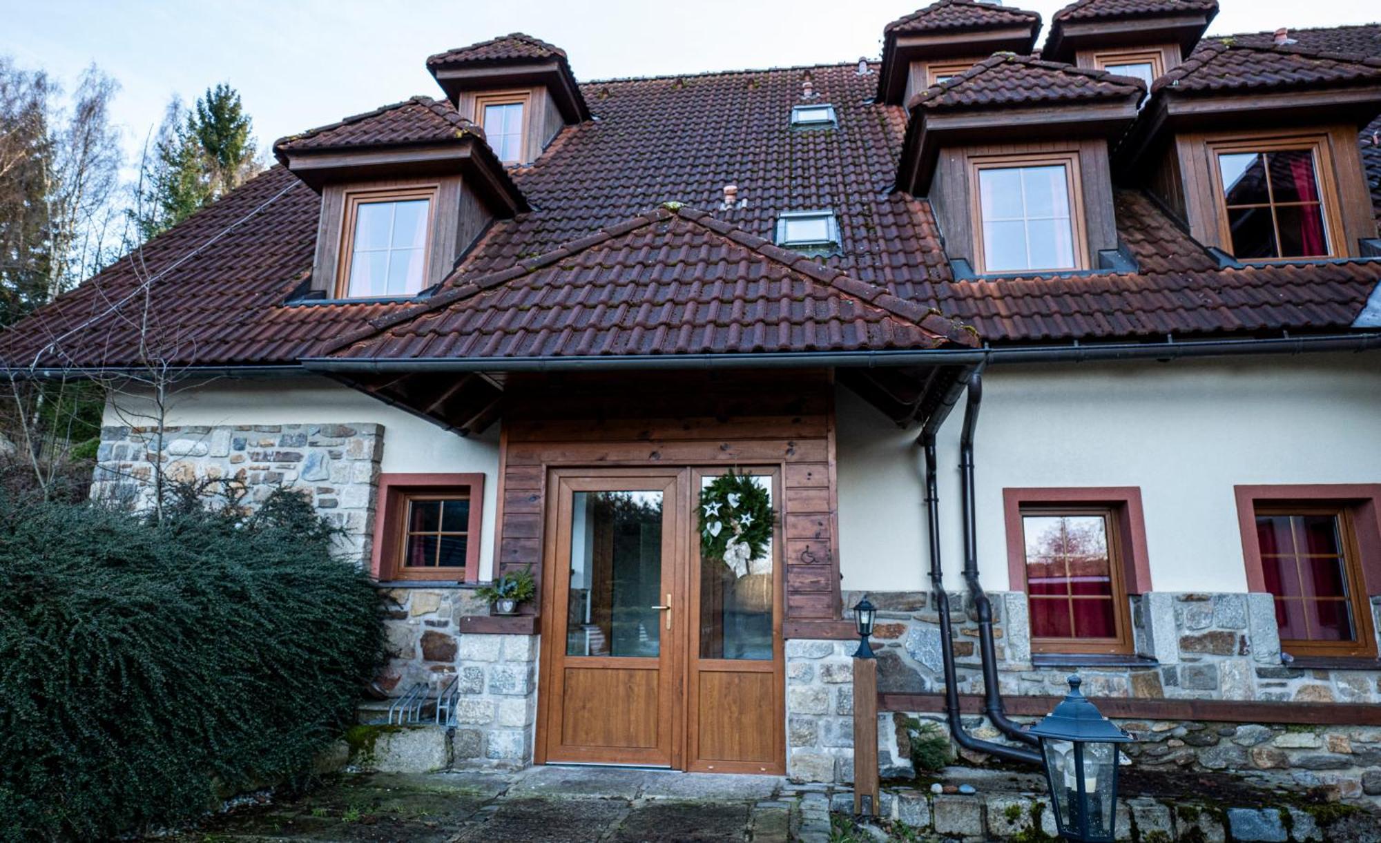 Hotel Leyla Frymburk nad Vltavou Exterior foto
