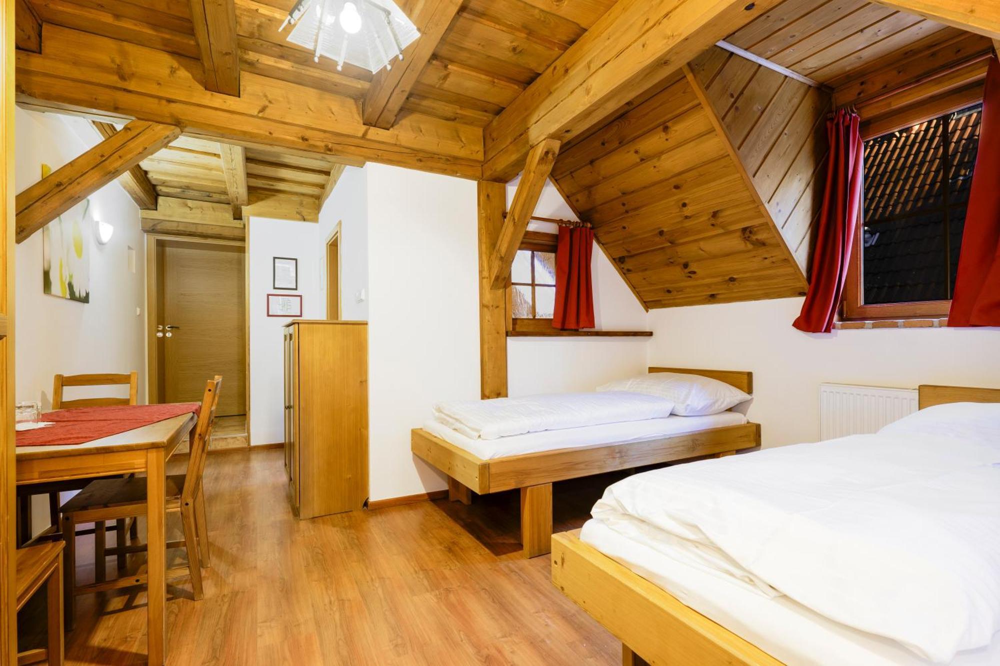 Hotel Leyla Frymburk nad Vltavou Exterior foto