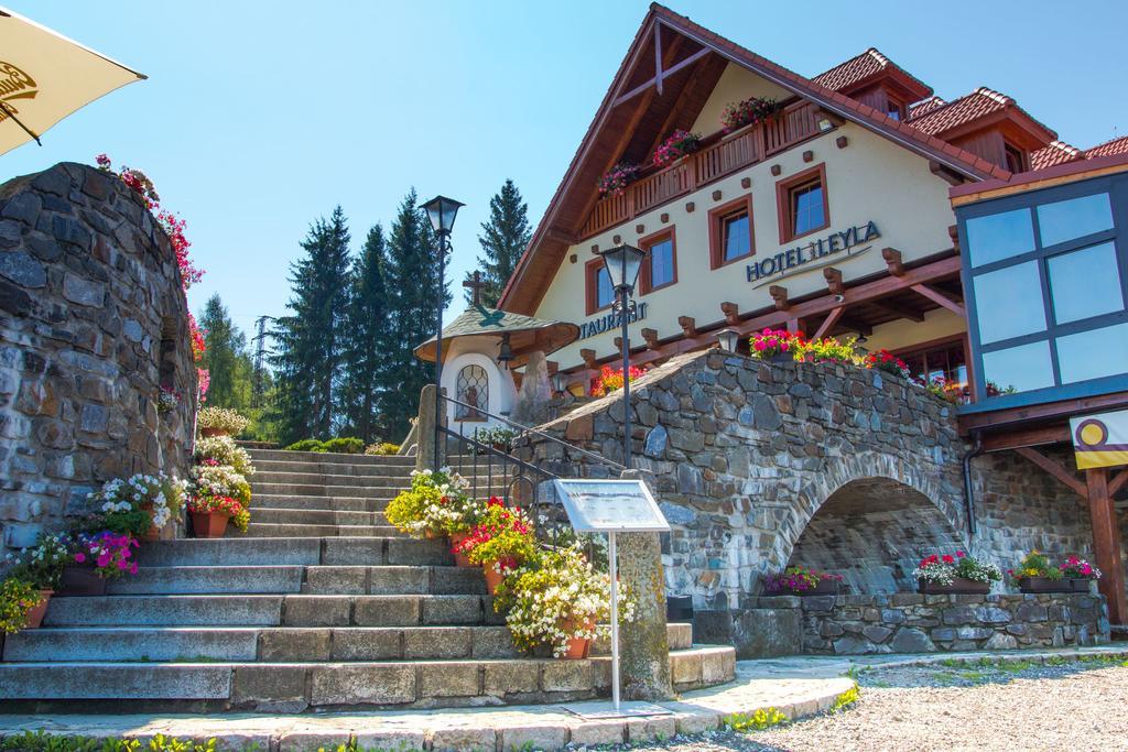 Hotel Leyla Frymburk nad Vltavou Exterior foto