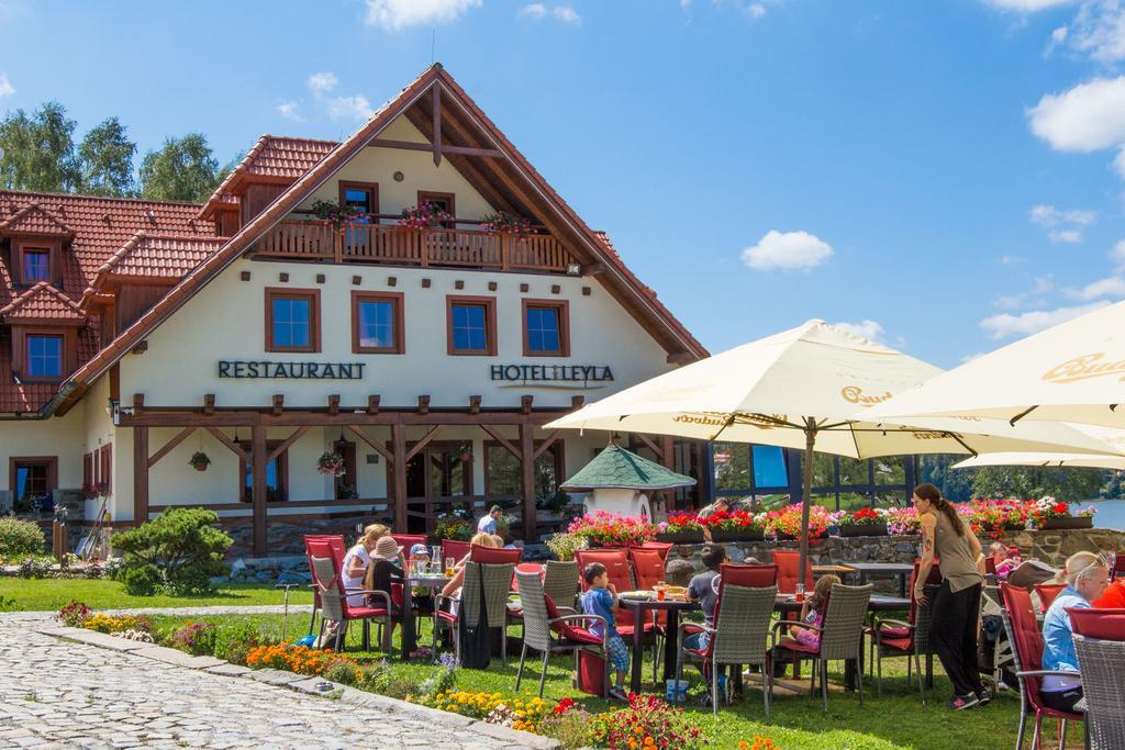 Hotel Leyla Frymburk nad Vltavou Exterior foto