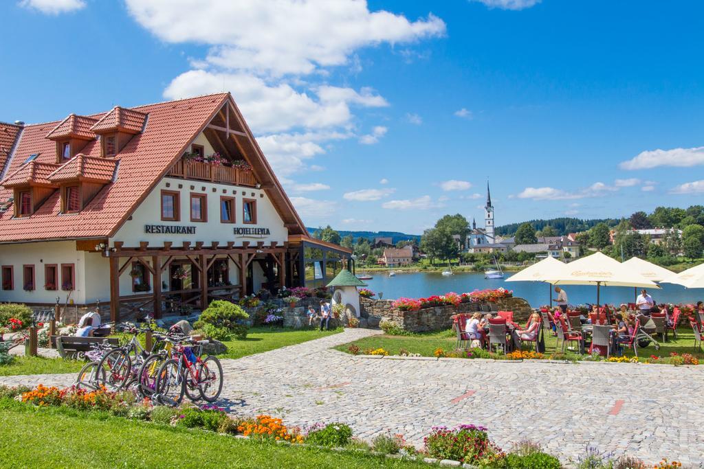 Hotel Leyla Frymburk nad Vltavou Exterior foto